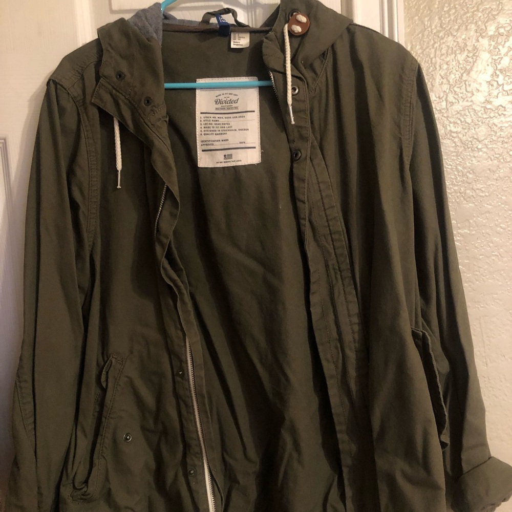 GREEN JACKET